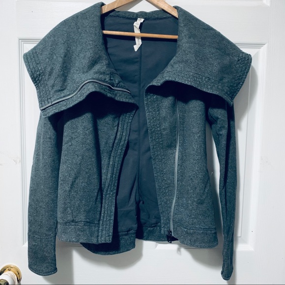 lululemon athletica Jackets & Blazers - Lululemon Jacket with Thumbholes